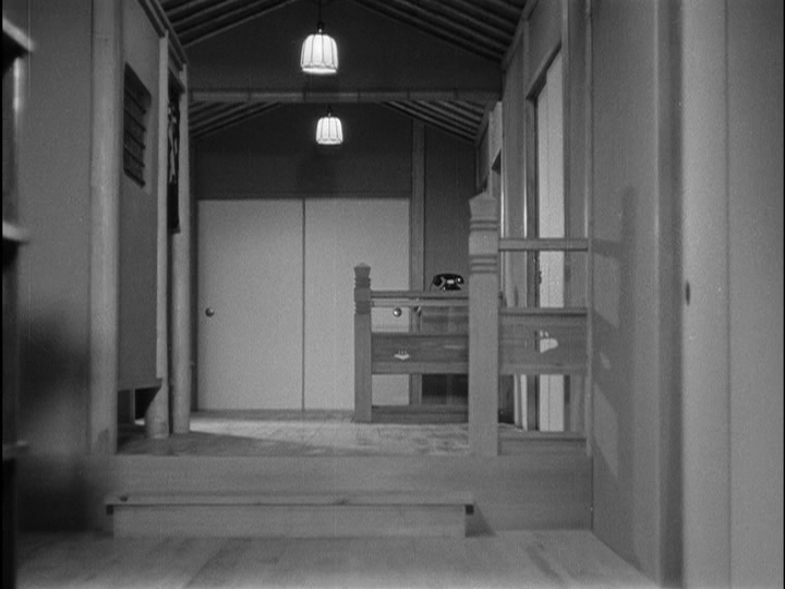 Screengrab from Early Summer showing an empty room in a theater