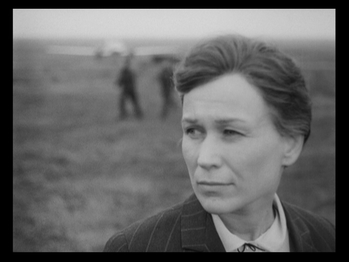 Petrukhina at the airfield