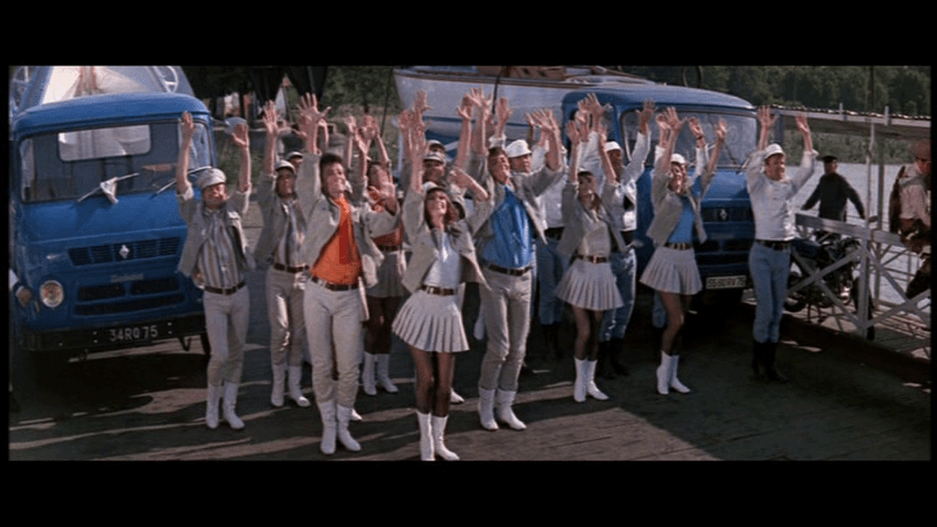 Opening dance with choreography that resembles stretching