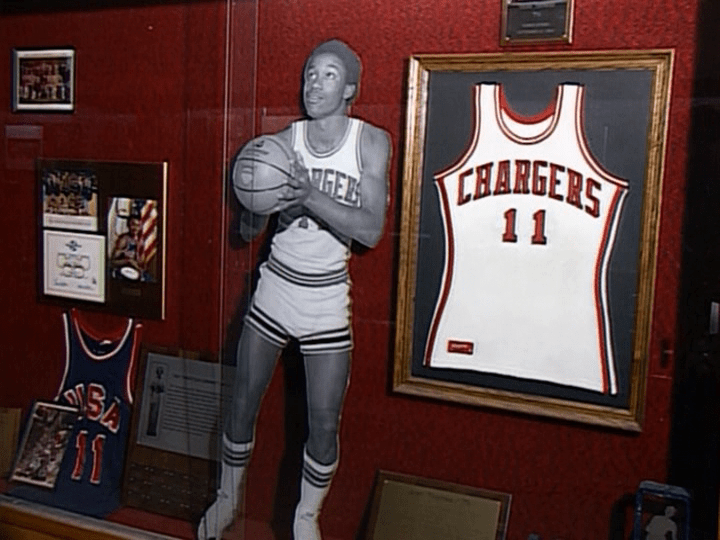 St. Joe's honors its most famous alumnus