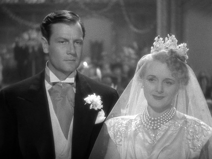 Medium shot of Tom's twin with the Princess Centimillia