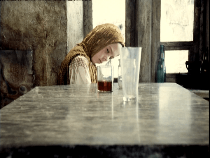 Monkey moves a glass with her mind, part two