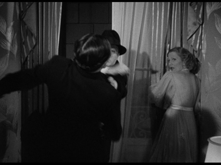 Paul knocks out Michael