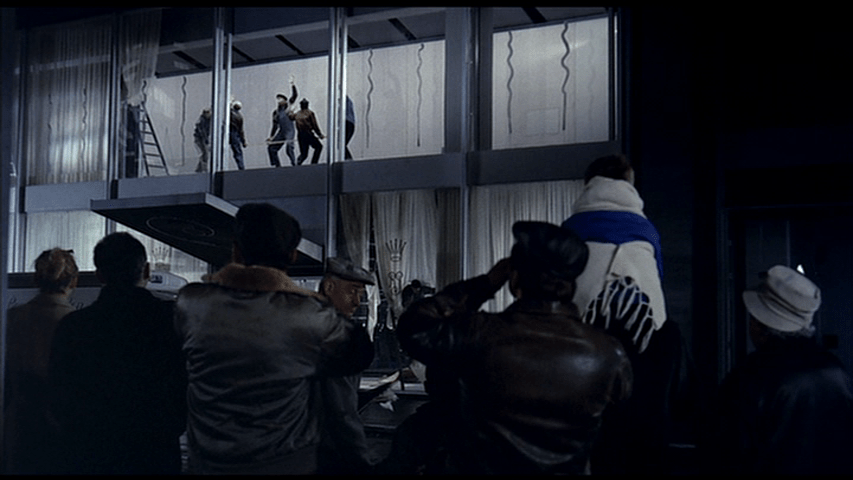 Continuation of the previous shot