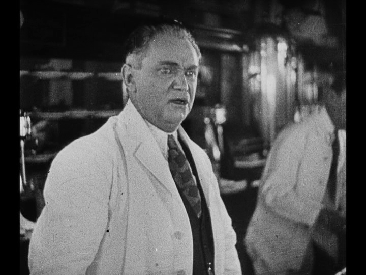 Reaction shot of Jim's server looking at him with a horrified expression