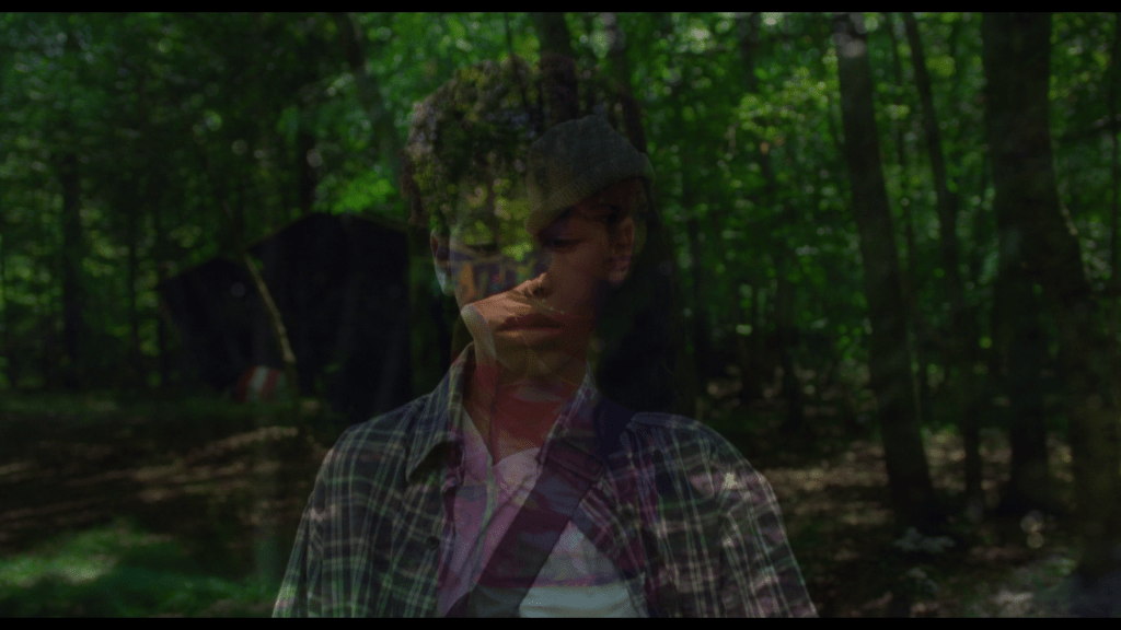 Continuation of the previous image: the close-up of Owen dissolves into one of Isabel